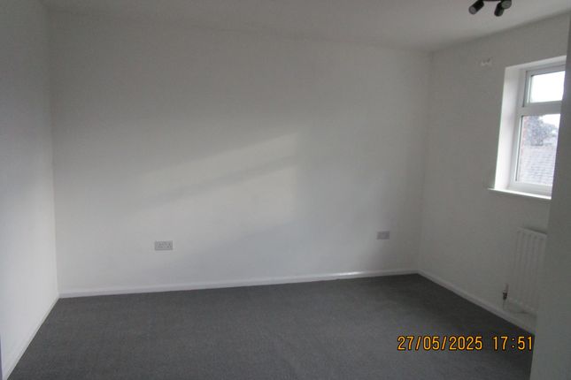 9, Stonebroom Walk, Derby photo 5