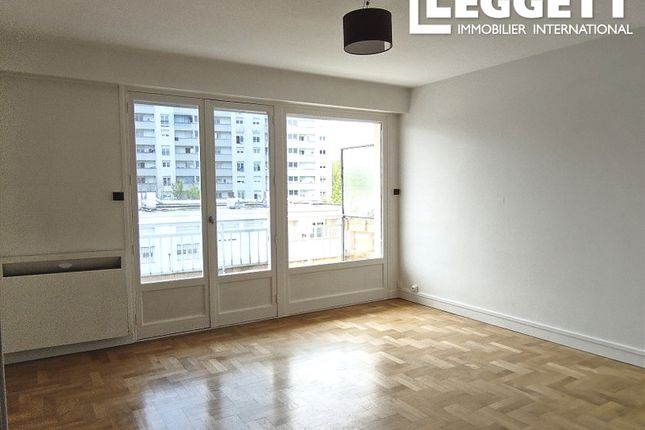 Thumbnail Apartment for sale in Limoges, Haute-Vienne, Nouvelle-Aquitaine