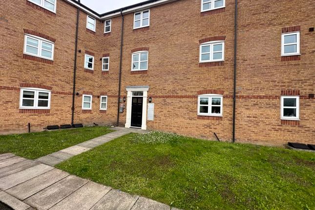 Thumbnail Flat to rent in Lowther Crescent, St. Helens