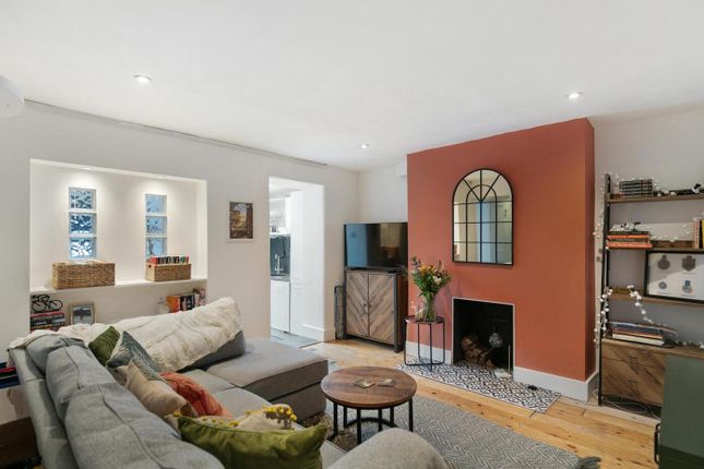 Thumbnail Flat for sale in Camden Hill Road, London