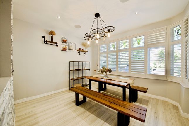 61, Bramley Road, London photo 4