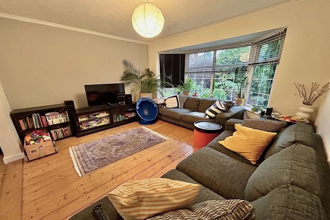 246 Mauldeth Road, Manchester photo 2