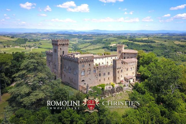 Thumbnail Ch&acirc;teau for sale in Florence, 50100, Italy
