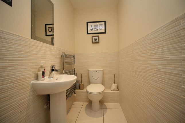 28, Sumatra Crescent, Milton Keynes photo 4