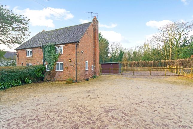 Thumbnail Semi-detached house for sale in Wixford, Alcester, Warwickshire
