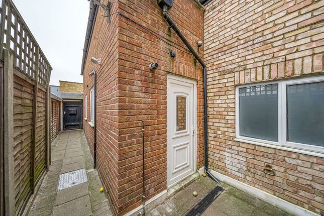 Thumbnail Land for sale in Wembury Mews, London