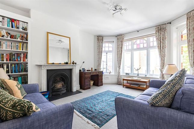 15, Castelnau Gardens, London photo 2