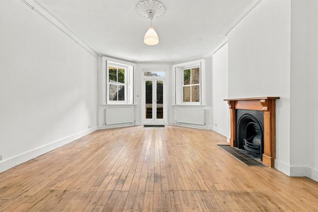 LGF, 4, Elsworthy Terrace, London photo 4
