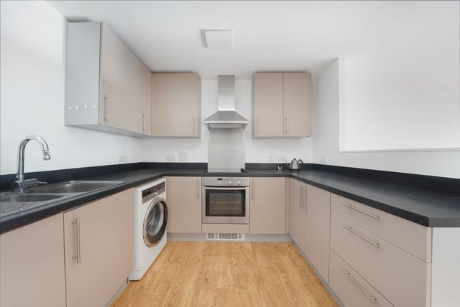 Flat 49, 46, Palmers Road, London photo 3