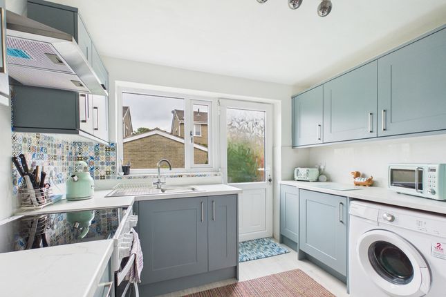 18, Fairfield Close, Carnforth photo 2