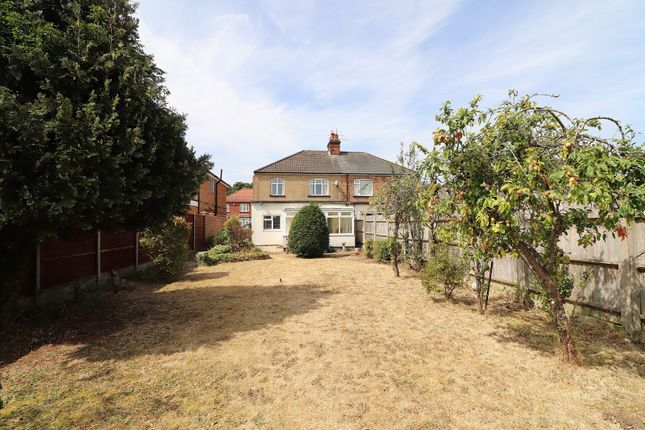 105, Fairview Road, Hertfordshire photo 2