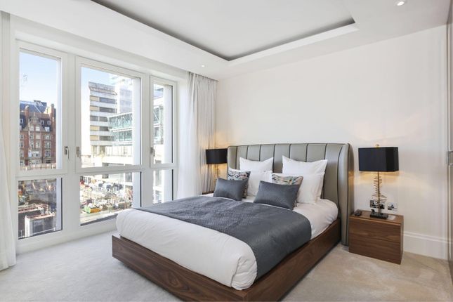Flat to rent in Temple House, 190 Strand