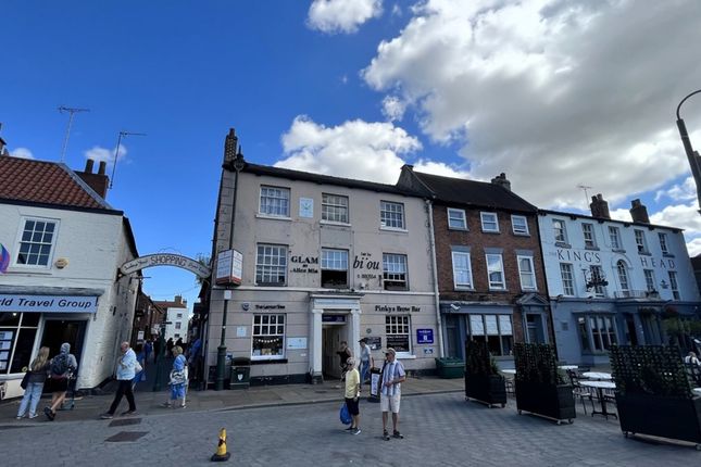 Commercial property to let in 36 Saturday Market, Beverley, East Yorkshire