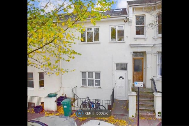 Flat to rent in Shaftesbury Road, Brighton