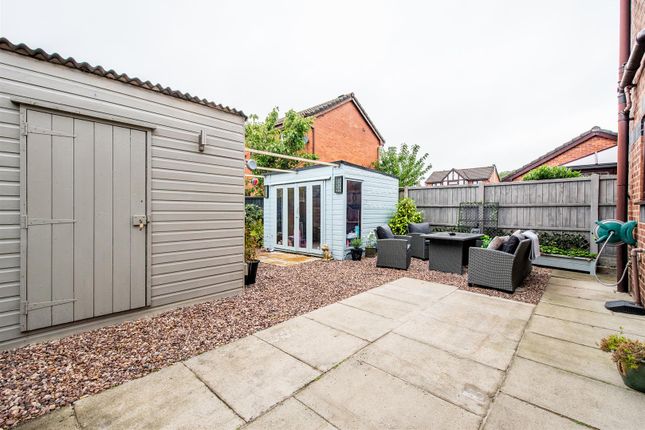 26, Fir Tree Close, Chorley photo 4