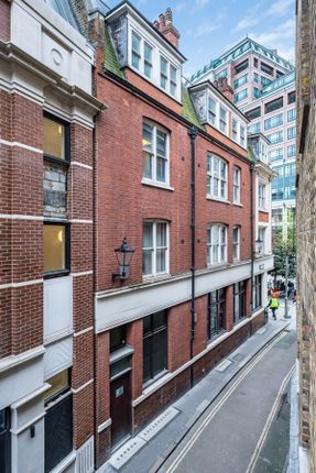 Flat to rent in Artillery Lane, London