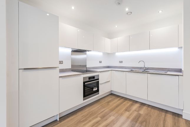 Alwyne Court, 6 Garnet Place, West Drayton photo 4