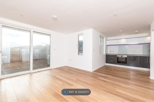 Lounge/Kitchen