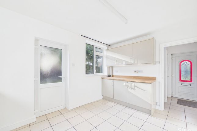 407 Stenson Road, Derby photo 4