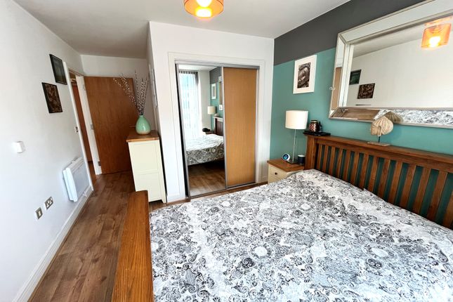 Apt 125, Birmingham photo 5