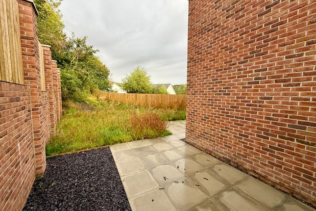 27, Dol Y Meillion, Llanilar photo 2