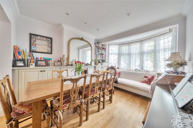 49, Medway Drive, Greenford photo 4