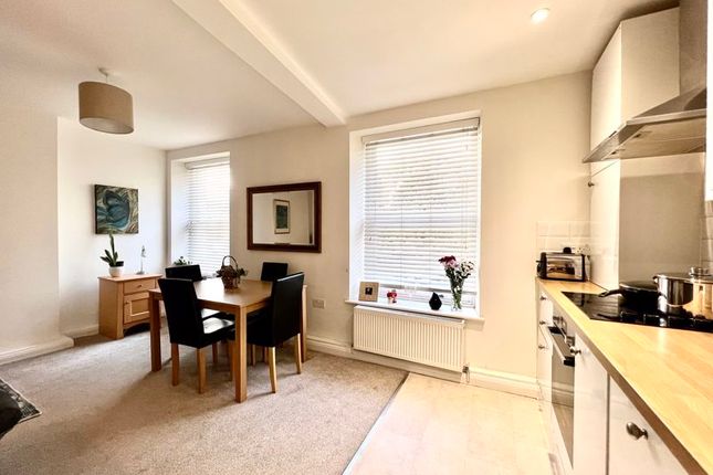 Flat for sale in High Street, Calne