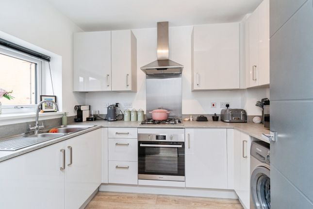 42, Friesian Way, Uttoxeter photo 2