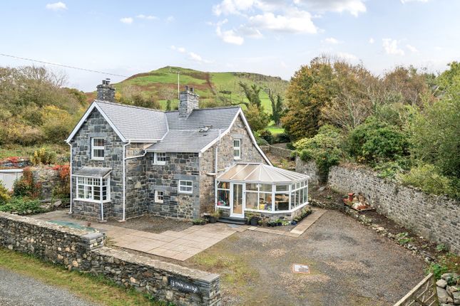 3-bed house on Ty Mawr Cottage,, Tywyn, Gwynedd, £375,000