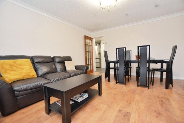 22, Charles Lovell Way, Scunthorpe photo 4