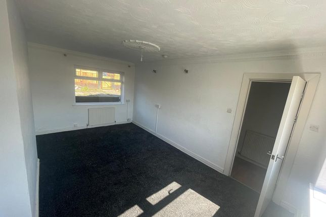 304 Dewsbury Road, Leeds photo 4