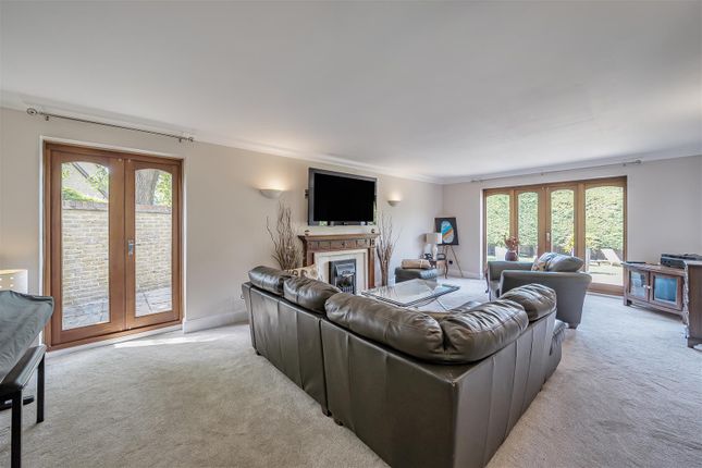 3, Barberry Way, Blackwater photo 4