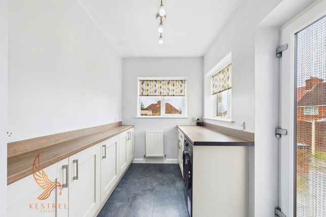 13, Camp Road, South Kirkby photo 4