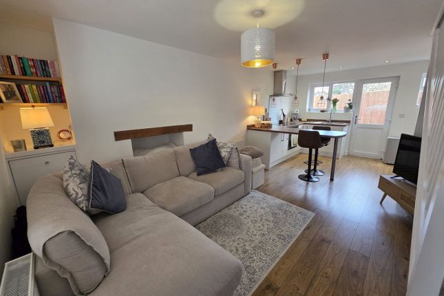 25, Baker Street, Abergavenny photo 2