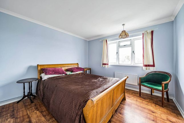 Thumbnail Flat for sale in Knox Court, Studley Road, Stockwell, London