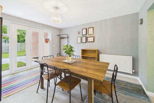 43 Stonebridge Way, Nottingham photo 3