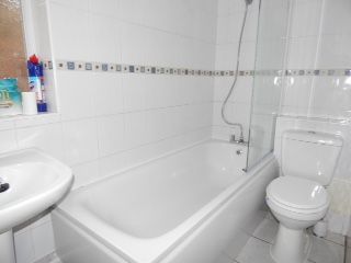 472, Foxhall Road, Ipswich photo 4