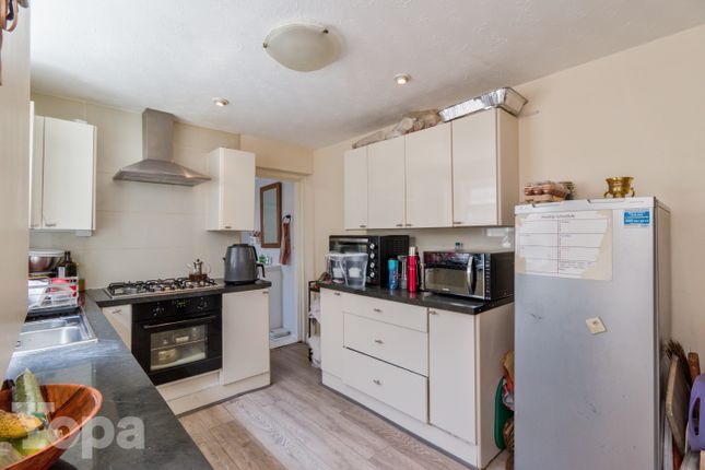 16, South Road, Erith photo 4
