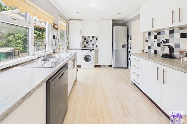 218 Damson Drive, Vicarage Lane, Hoo photo 2