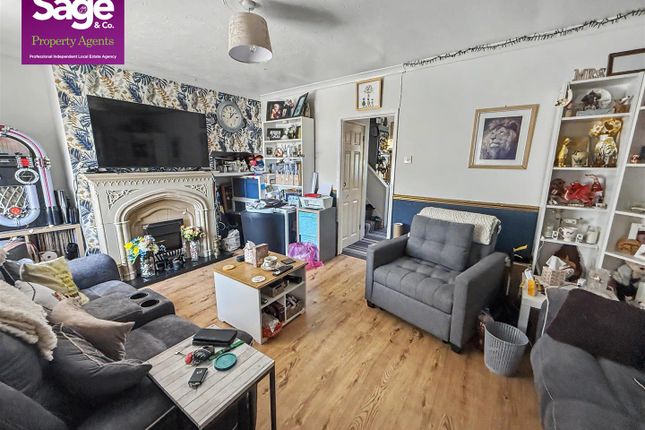 199, Manor Way, Newport photo 2