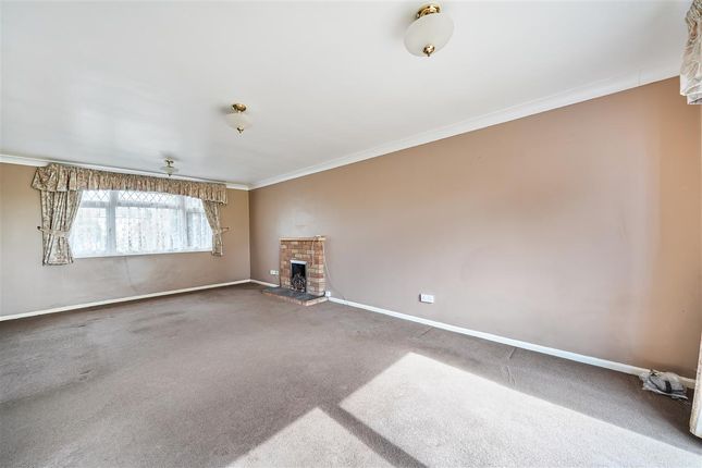 16, Jenkyn Road, Wootton photo 4