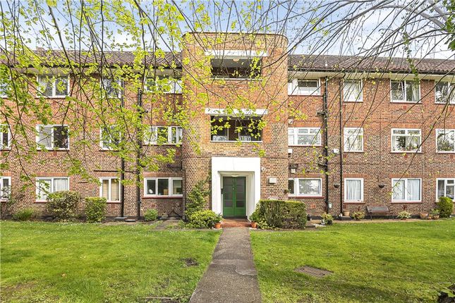 Thumbnail Flat for sale in Laleham Road, Staines-Upon-Thames, Surrey