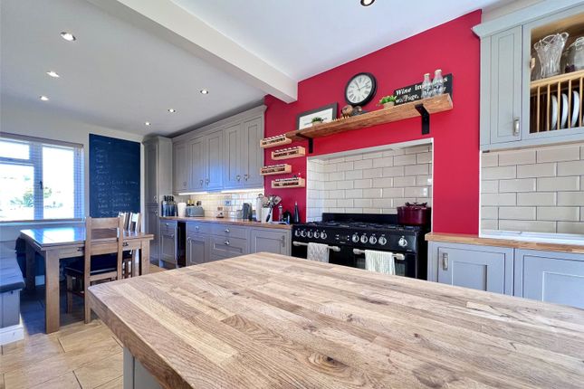 69a, Weston Road, Portland photo 2