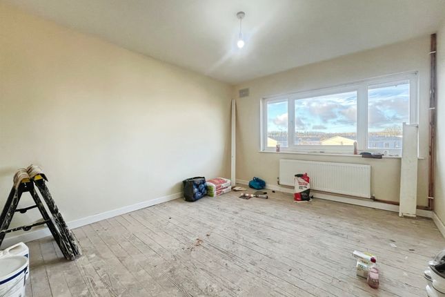64, Tredegar Road, Ebbw Vale photo 3