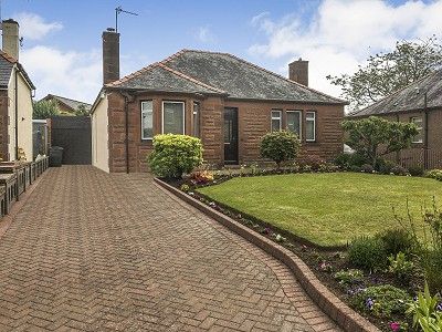 Thumbnail Bungalow for sale in Lhanbryd, 33 New Abbey Road, Dumfries