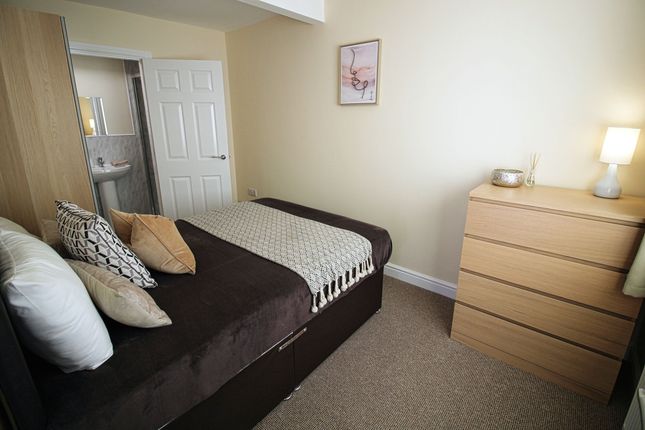 Shared accommodation to rent in King Georges Road, Doncaster
