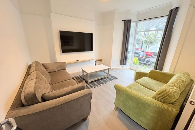 36 Waterloo Place, Swansea photo 2