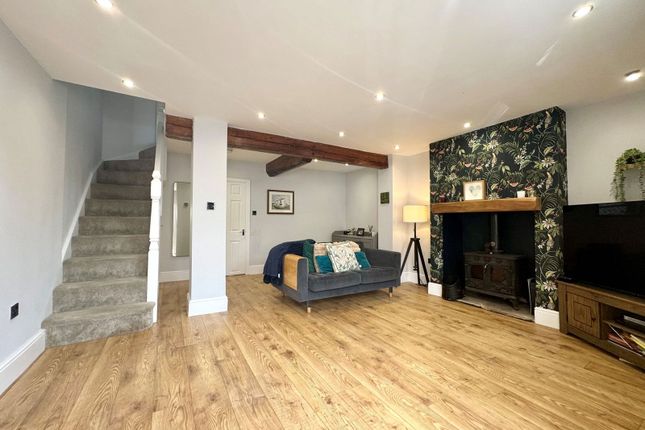 4, Hall Carr Lane, Preston photo 2