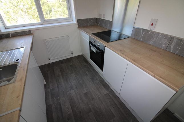 18, Glovers Lane, Milton Keynes photo 4