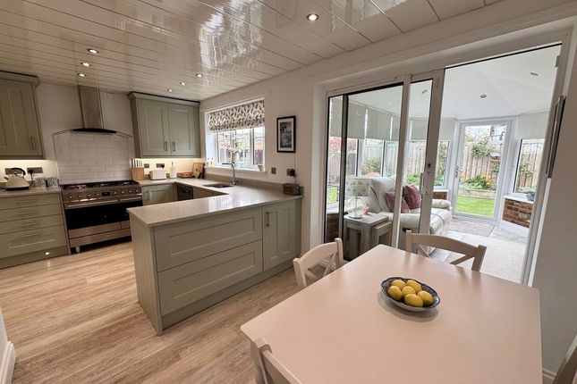 15, Meadowfield, Whitley Bay photo 3